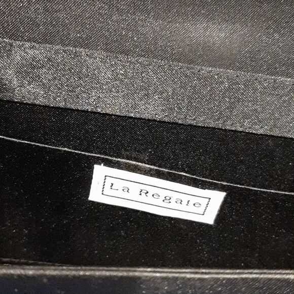 La Regale Black Wristlet Purse - Picture 5 of 10